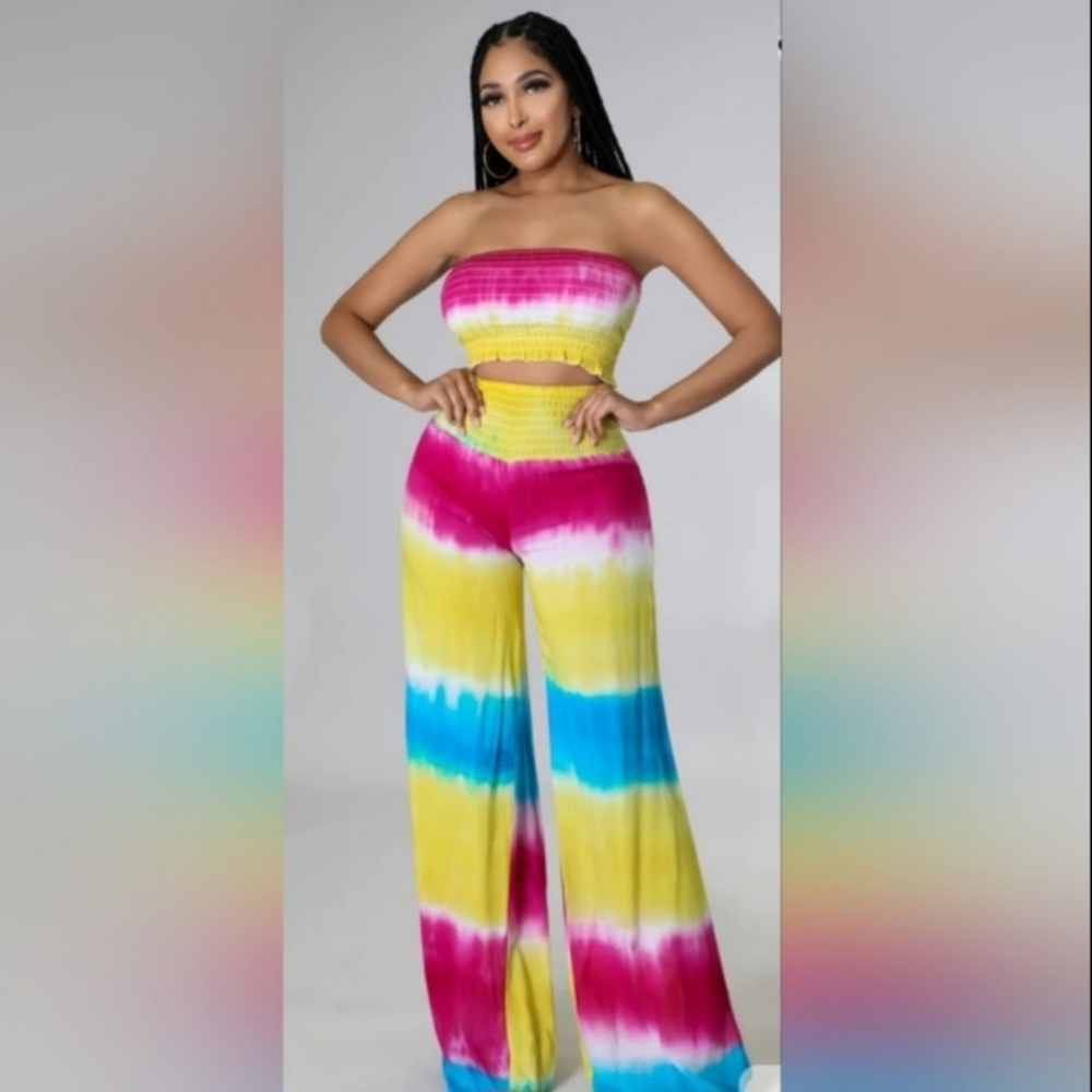 $35.00.....Colorful Linen Set- Small to 3X